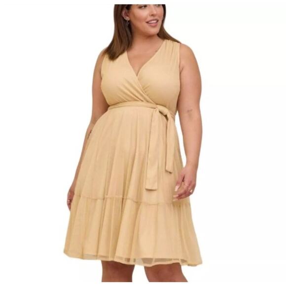 Torrid Glitter Gold Sparkly Dress Sz 4 4X 26 Evening Cocktail Party Fairycore - Picture 1 of 6